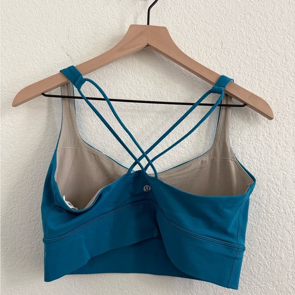 Lululemon// EUC Sports Bra size 12 - Picture 2 of 3